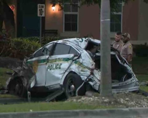Policía de Miami-Dade termina hospitalizado tras aparatoso accidente de tránsito