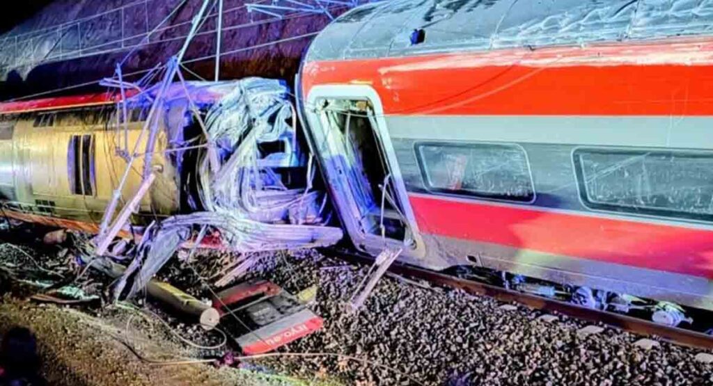 Accidente de trenes en España deja 39 fallecidos y múltiples heridos