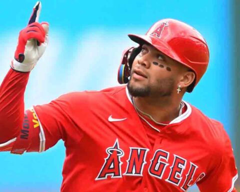Yoán Moncada pactó con Angelinos de Los Ángeles para este 2026