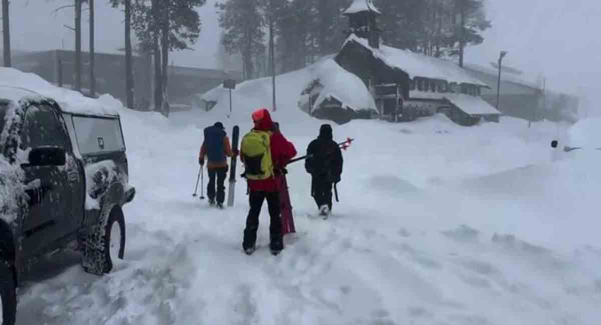 Avalancha en California deja a varios esquiadores desaparecidos; autoridades iniciaron la búsqueda
