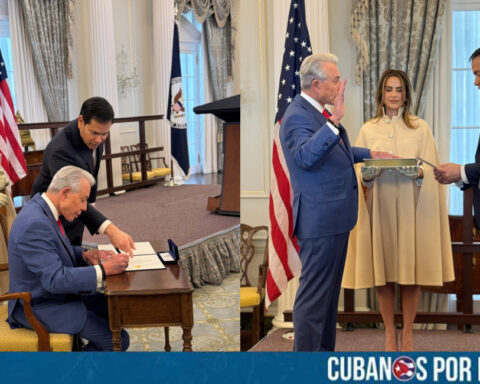 El empresario cubanoamericano Benjamín León Jr. fue juramentado este martes como embajador de Estados Unidos en España, en una ceremonia oficial encabezada por el secretario de Estado, Marco Rubio, según confirmó la congresista María Elvira Salazar a través de un mensaje público difundido en redes sociales.