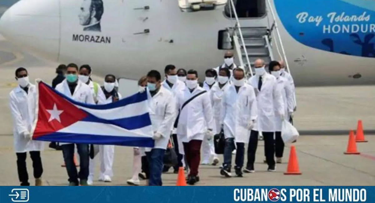 Este viernes se conoció que ya salió de Honduras el último contingente de médicos cubanos esclavos que se encontraba en ese país centroamericano, después de que el gobierno del presidente Nasry Asfura decidió no renovar el convenio de cooperación firmado en 2024 durante la administración izquierdista de Xiomara Castro.